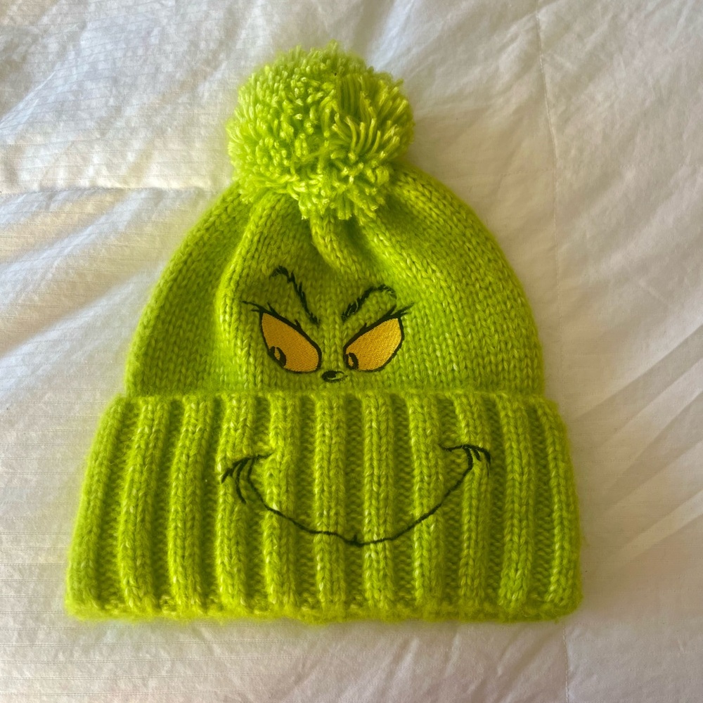 AE Grinch Beanie